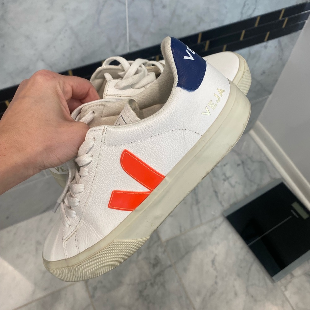 Veja sneakers, size 38/US7